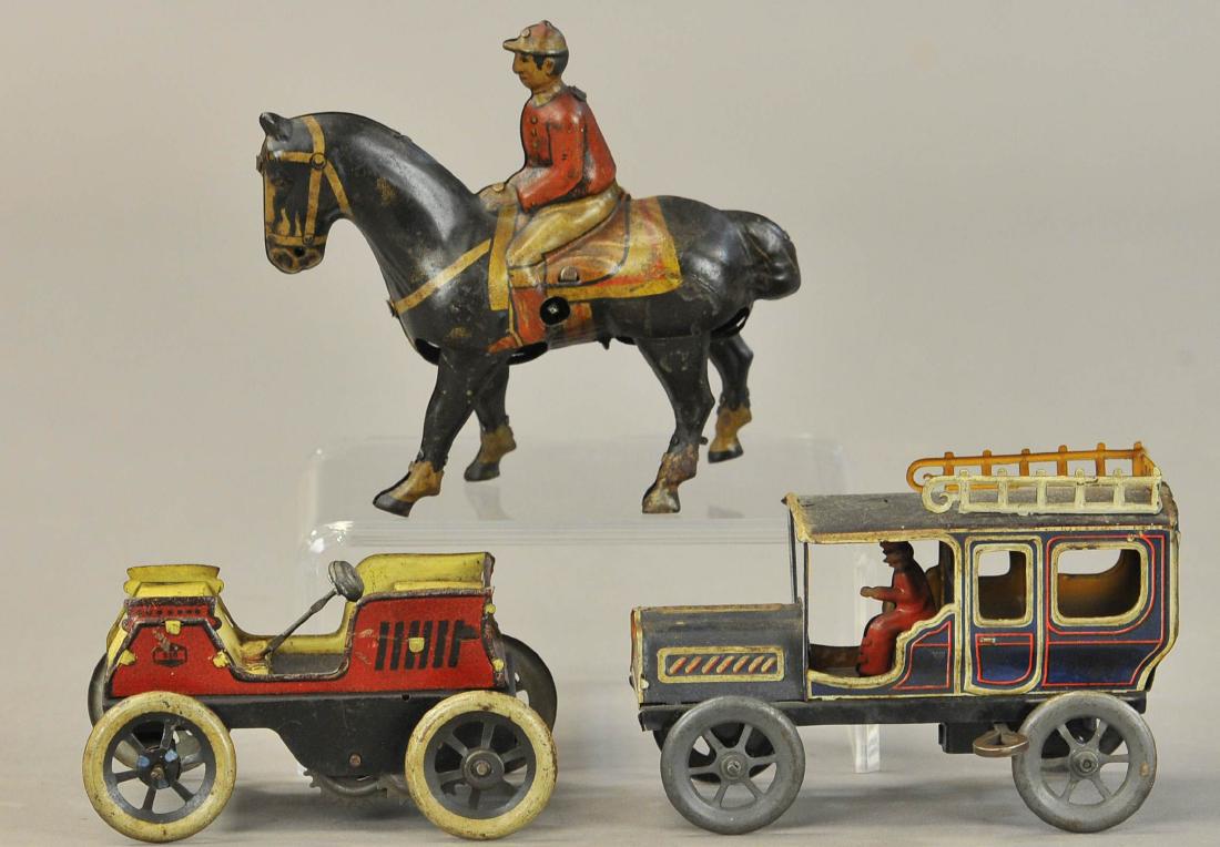 THREE GERMAN TIN WIND-UP TOYS (1 of 3)