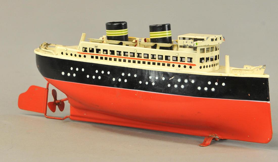 SMALL ARNOLD OCEANLINER (1 of 3)