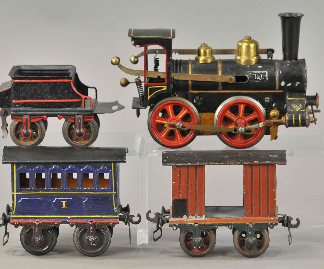 EARLY MARKLIN PASSENGER SET (1 of 3)