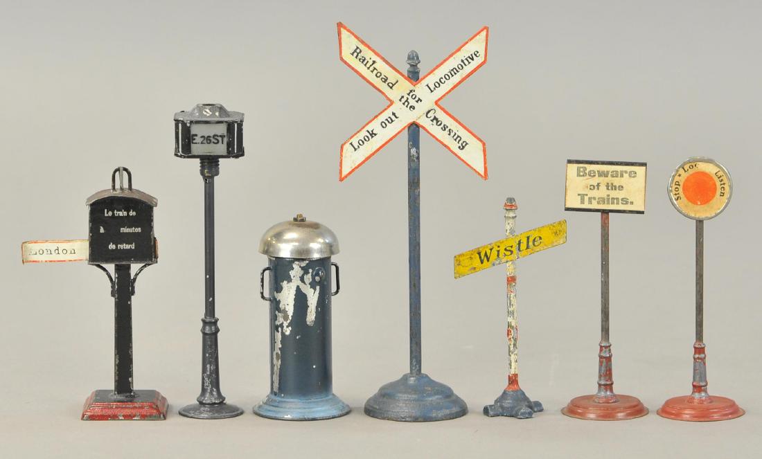 MARKLIN AND BING ENGLISH & FRENCH ACCESSORIES (1 of 3)