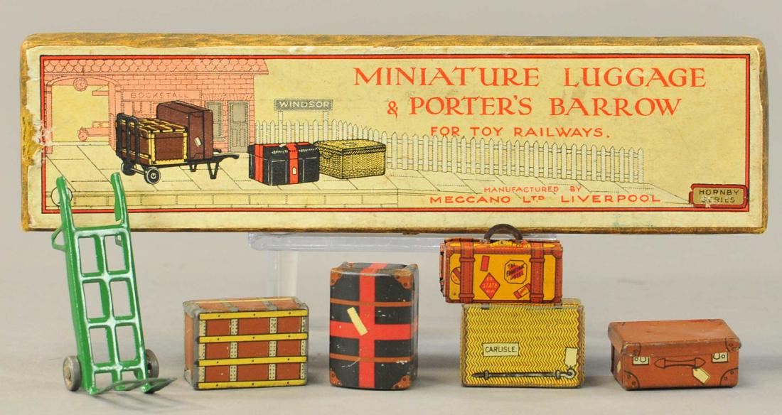 BOXED MECCANO HORNBY MINIATURE LUGGAGE SET (1 of 2)