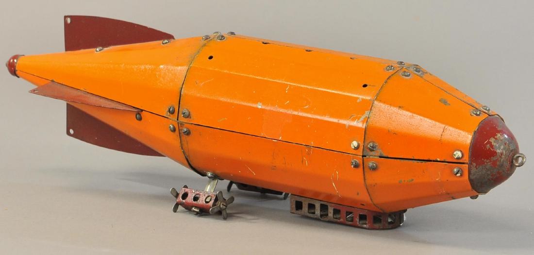 MECCANO/ERECTOR KIT ZEPPELIN (1 of 3)