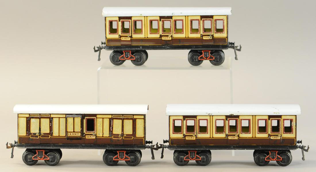 BING LNWR PASSENGER CAR SET (1 of 2)