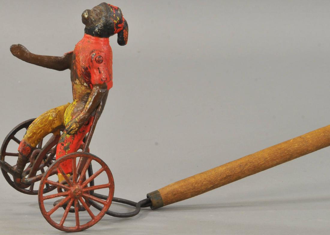 WILKINS WALKING MONKEY PUSH TOY (1 of 3)