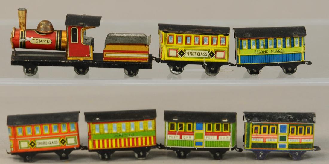 LONG JAPANESE PENNY TOY TRAIN SET (1 of 2)