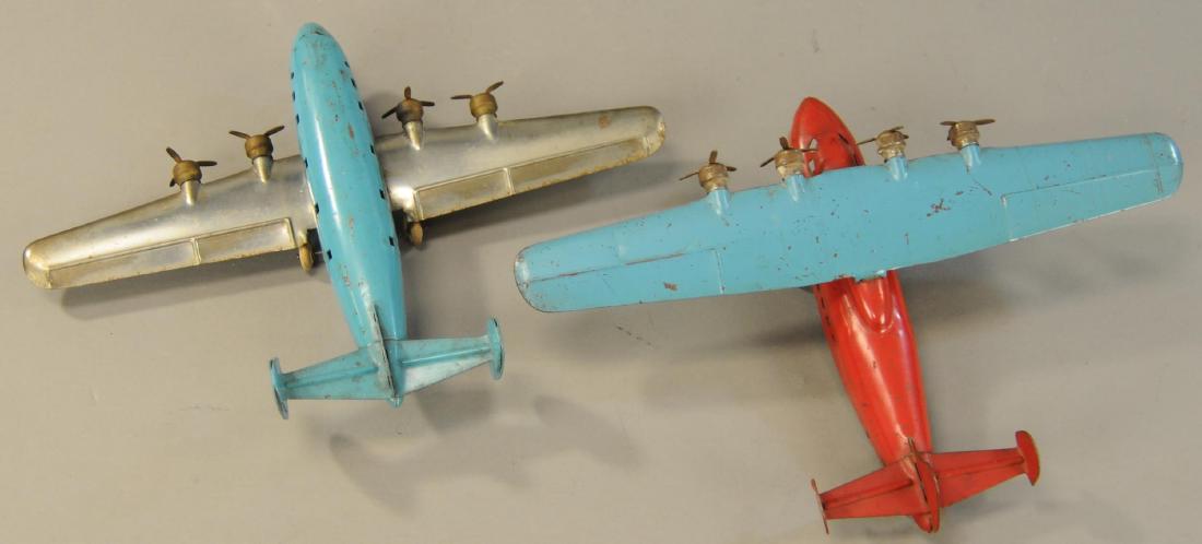 PAIR OF WYANDOTTE AIRPLANES (1 of 3)