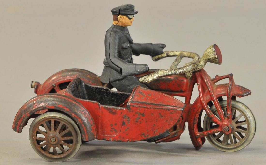 HUBLEY INDIAN CYCLE W/SIDECAR (1 of 3)