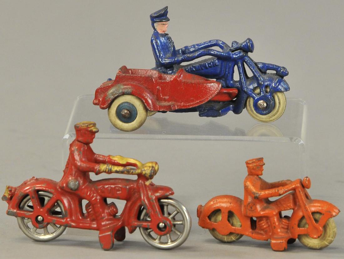 LOT OF THREE SMALL MOTORCYCLES (1 of 3)