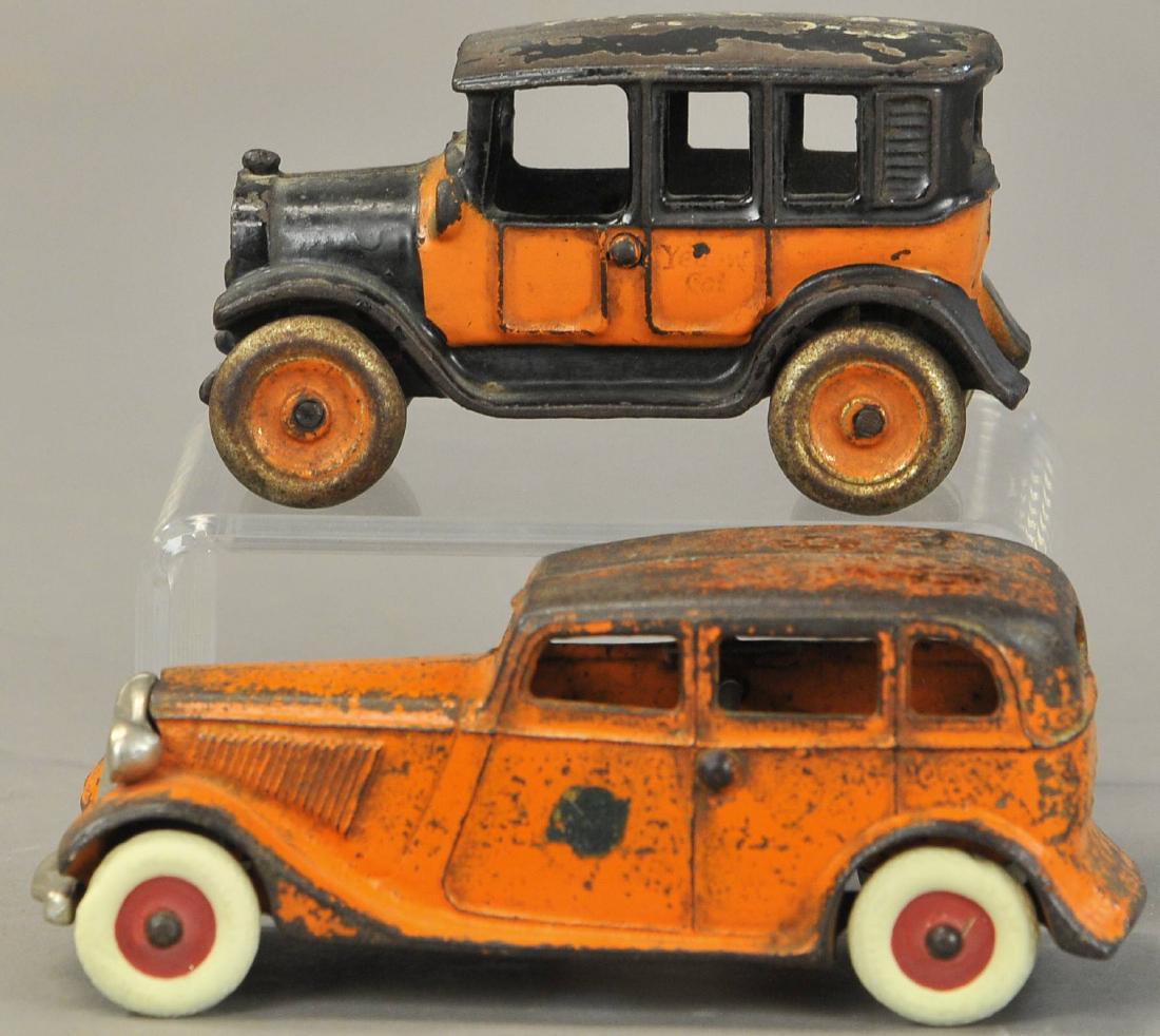 PAIR OF ARCADE TAXI CABS (1 of 3)