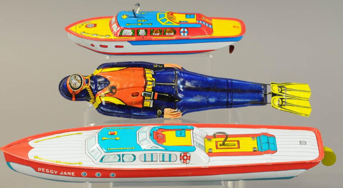 THREE CHEIN AQUATIC TOY WIND-UPS (1 of 2)