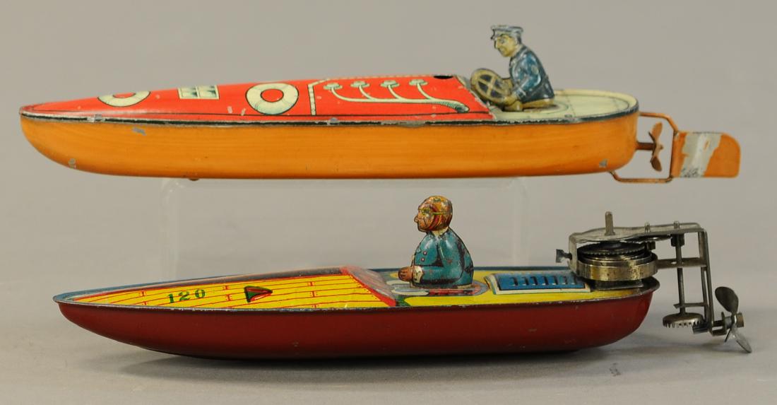 GERMAN & PAYA WIND-UP SPEEDBOATS (1 of 2)