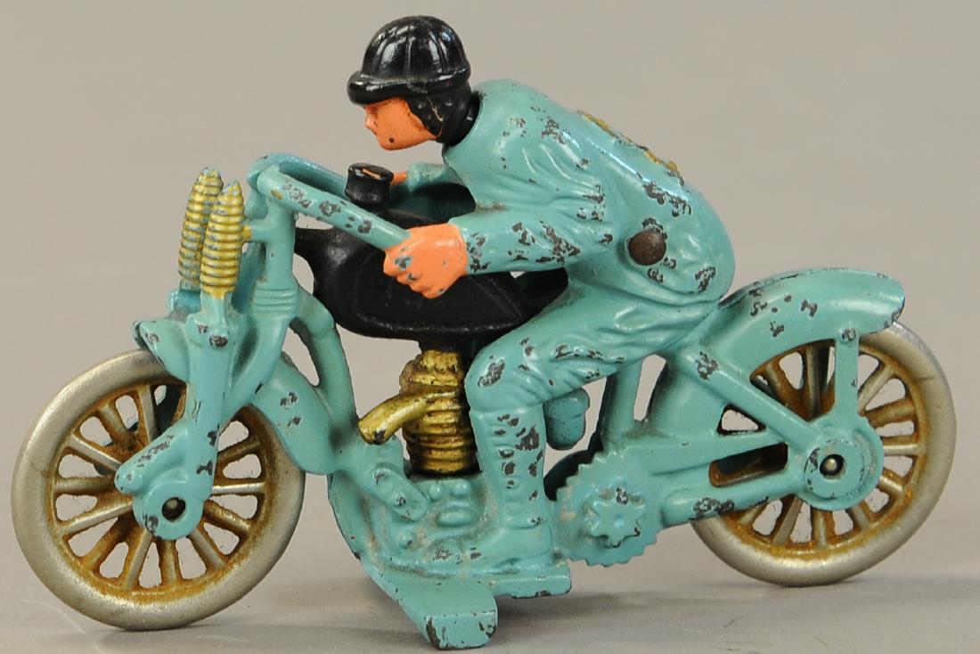 HUBLEY MEDIUM HILL CLIMBER CYCLE (1 of 3)