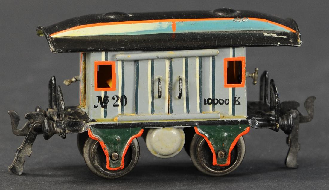 MARKLIN 4-WHEEL BAGGAGE CAR: 556. MARKLIN 4-WHEEL BAGGAGE CAR | 0 gauge. | 4.75" l.
