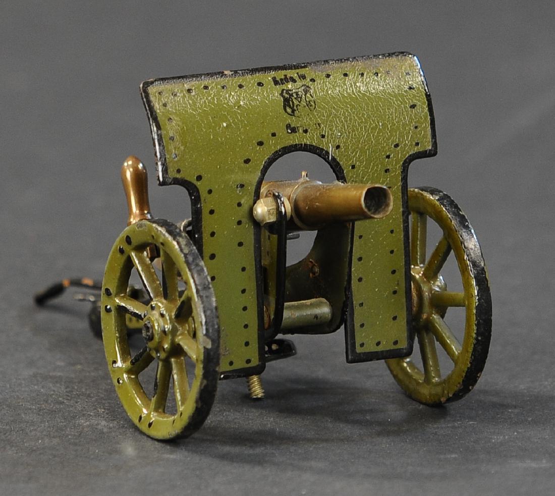 MARKLIN SHIELDED FIELD CANNON: 658. MARKLIN SHIELDED FIELD CANNON | 7" h.