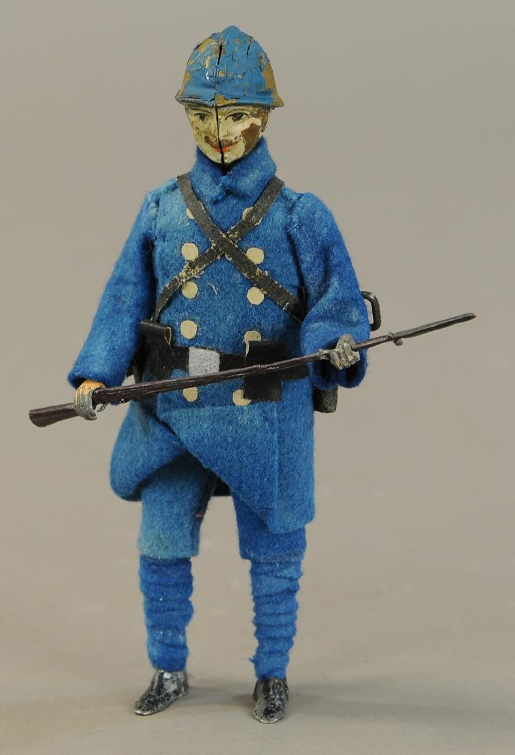 MARTIN TYPE SOLDIER AT ARMS (1 of 3)