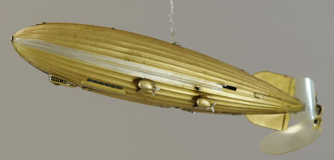 EARLY GERMAN TIN ZEPPELIN (1 of 2)