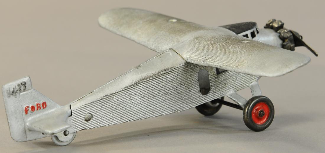 DENT FORD AIRPLANE (1 of 3)