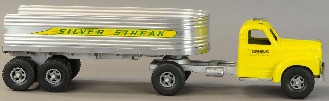 SMITTY TOYS SILVER STREAK TRACTOR TRAILER: 443. SMITTY TOYS SILVER STREAK TRACTOR TRAILER | 28" l. | All Original Condition. | $200 - $400
