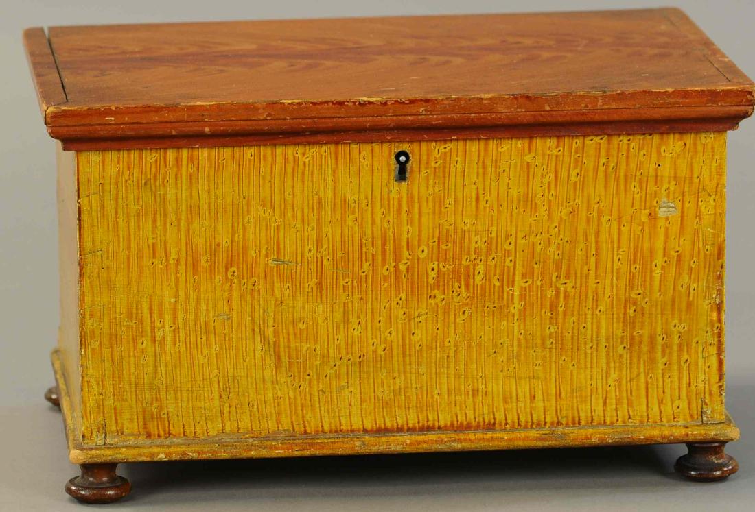 SMALL EARLY FRANCES HEISEY CHEST: 1494. SMALL EARLY FRANCES HEISEY CHEST | Very unusual , has grain painted sides and sponge decorated top, dovetail sides with square nails, chest was bought by Frances Heisey in 1886 at a house sale. 