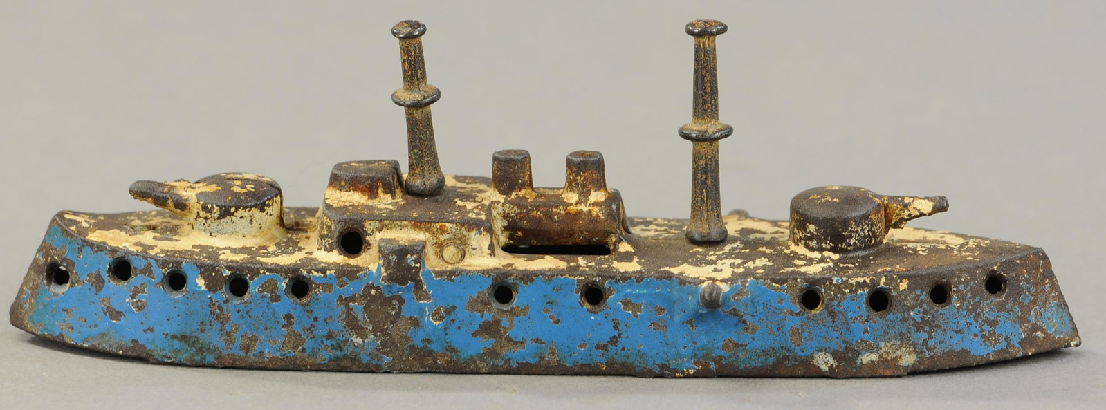 GUNBOAT STILL BANK: 141. GUNBOAT STILL BANK | Attributed to Kenton. 8.5" l. | (VG Cond.) | $600 - $800