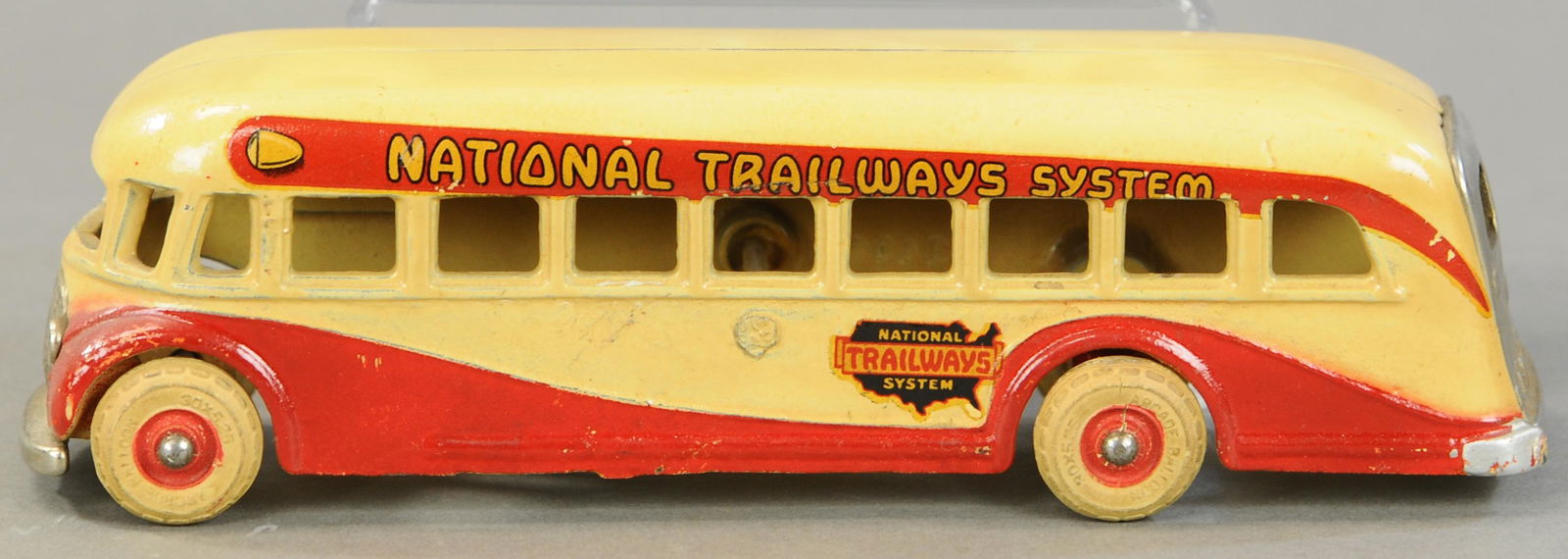ARCADE NATIONAL TRAILWAYS BUS: 423. ARCADE NATIONAL TRAILWAYS BUS | 9" l. | (Exc. Cond.) | $400 - $700