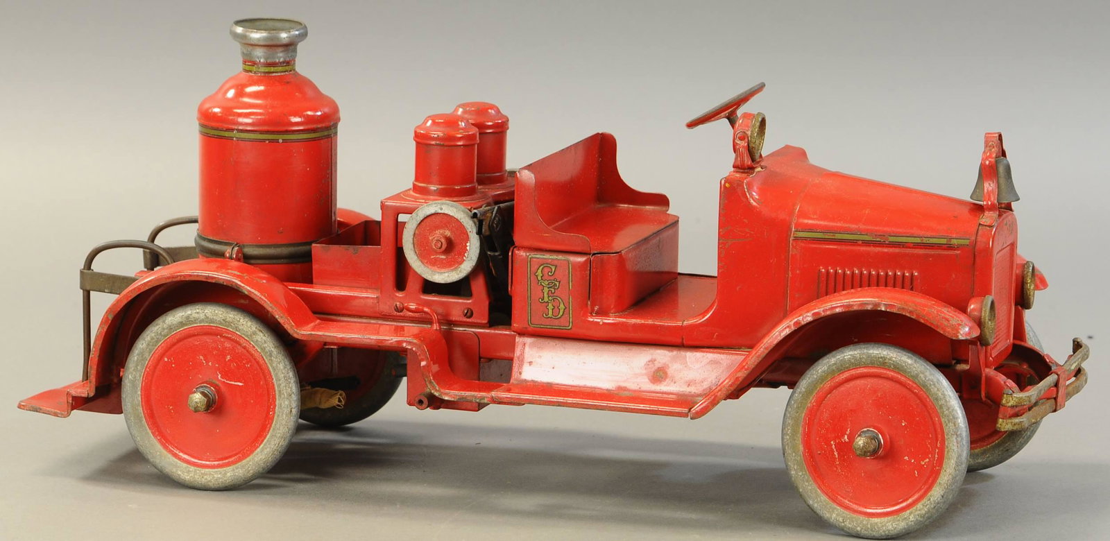 BUDDY L PRESSURIZED FIRE PUMPER: 1836. BUDDY L PRESSURIZED FIRE PUMPER | 24" l. | Pressurized pump needs attention, overall in (Exc. Cond.) | $700 - $1,000