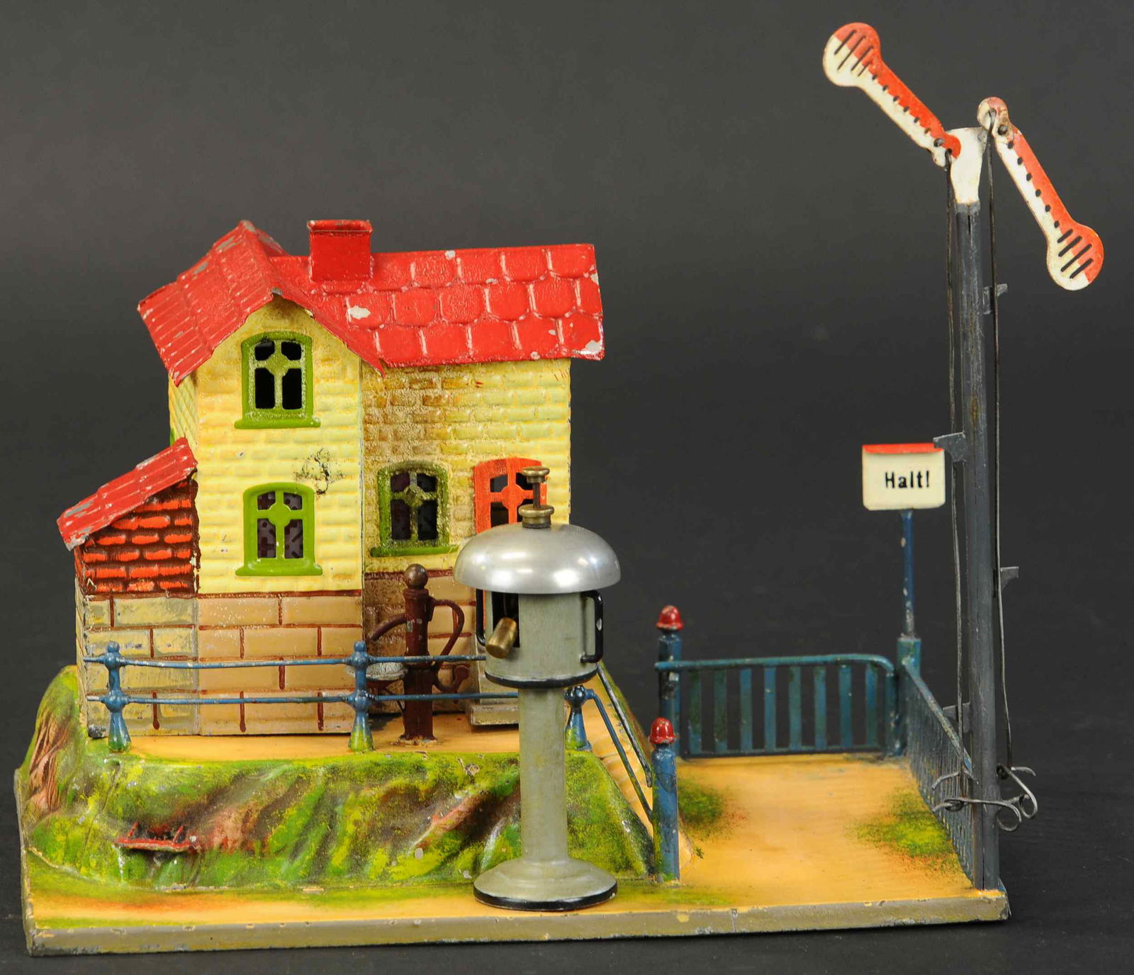 MARKLIN GUARD'S HOUSE W/ WATER WELL: 2123. MARKLIN GUARD'S HOUSE W/ WATER WELL | Attractive lineside hut demonstrates Marklin's creativity by using parts from other more common guard's sheds to create a multi-walled building and placing