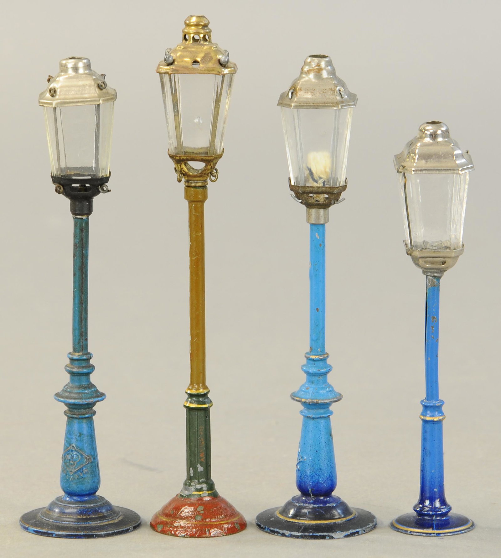 FOUR BING LAMPS: 2217. FOUR BING LAMPS | 8" h. | (Very Good Condition) | $300 - $400 | Provenance: Sam Downey Collection.