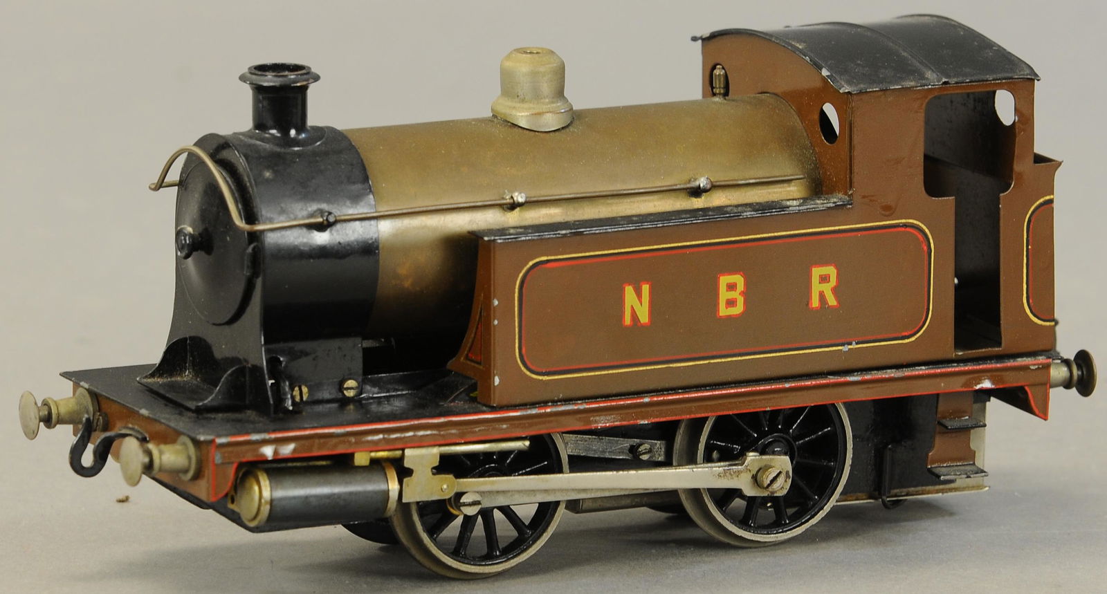 BING FOR BASSETT LOWKE NBR TANK: 2281. BING FOR BASSETT LOWKE NBR TANK | Live steam, gauge 1. 10" l. | Restored. | $300 - $600 | Provenance: Sam Downey Collection.
