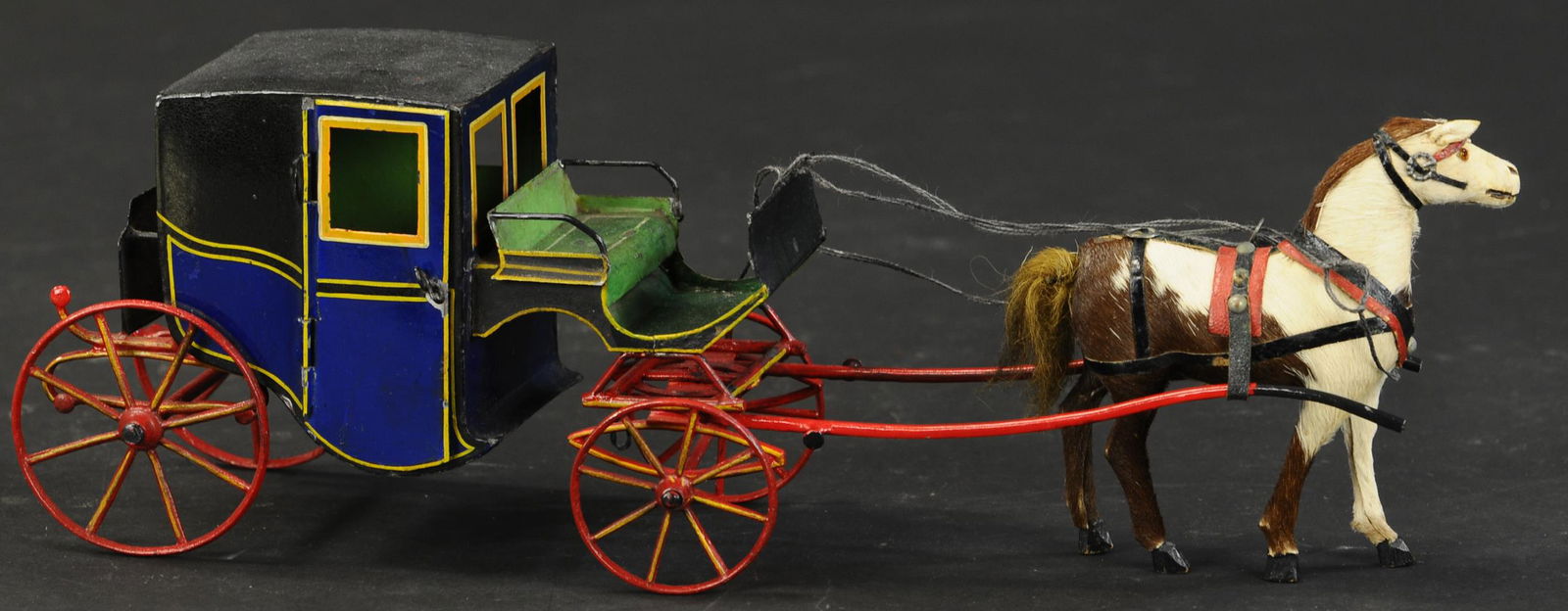 MARKLIN HORSE DRAWN CARRIAGE (1 of 3)