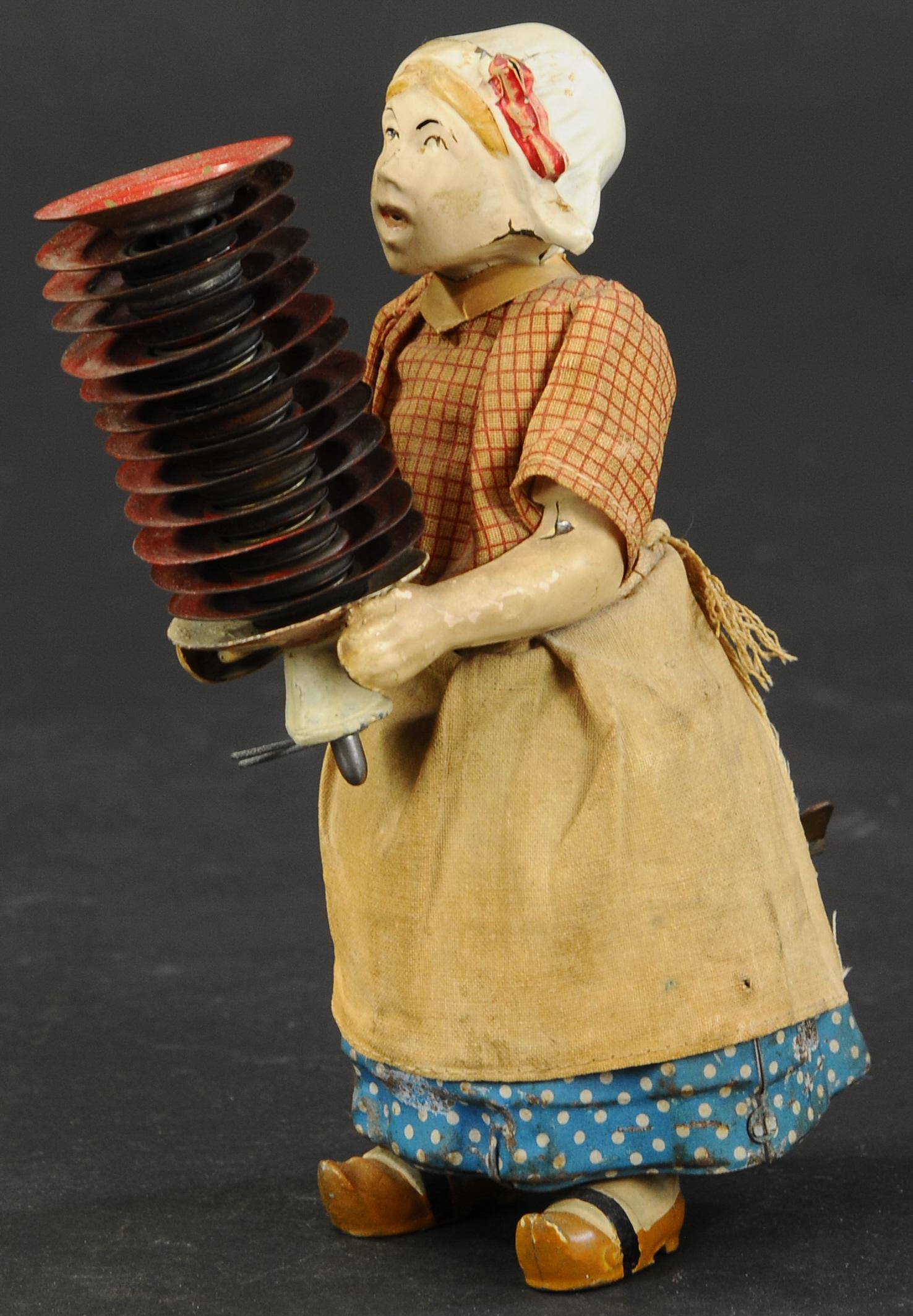 VICTOR BONNET MADELON THE DISH CARRIER (1 of 3)