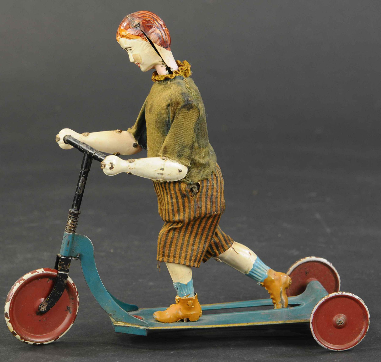 VICTOR BONNET BOY ON SCOOTER (1 of 3)