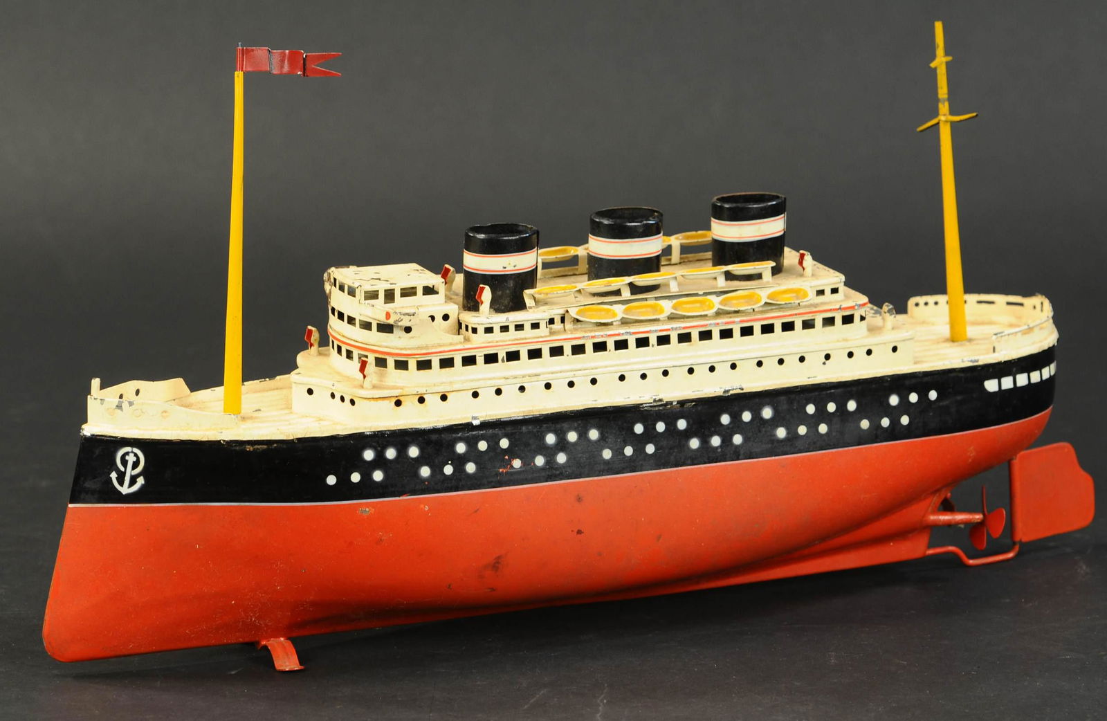 LARGE ARNOLD OCEAN LINER (1 of 3)