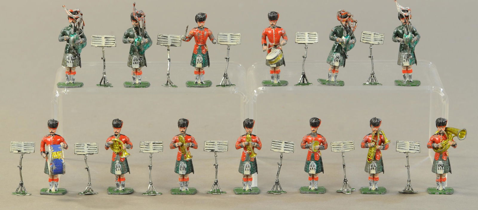 HEINRICH GERMANY SCOTS BAND (1 of 2)