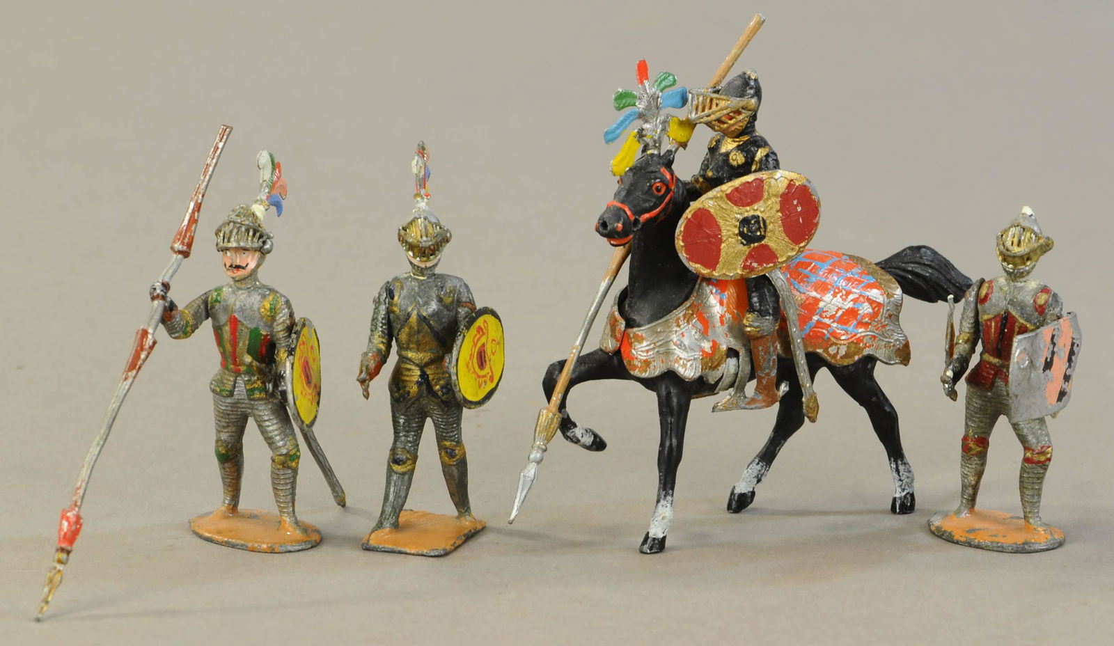 HEYDE 75MM KNIGHTS (1 of 3)