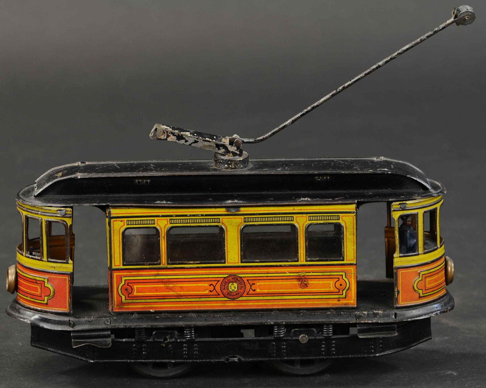 LARGE GUNTHERMANN TROLLEY (1 of 3)