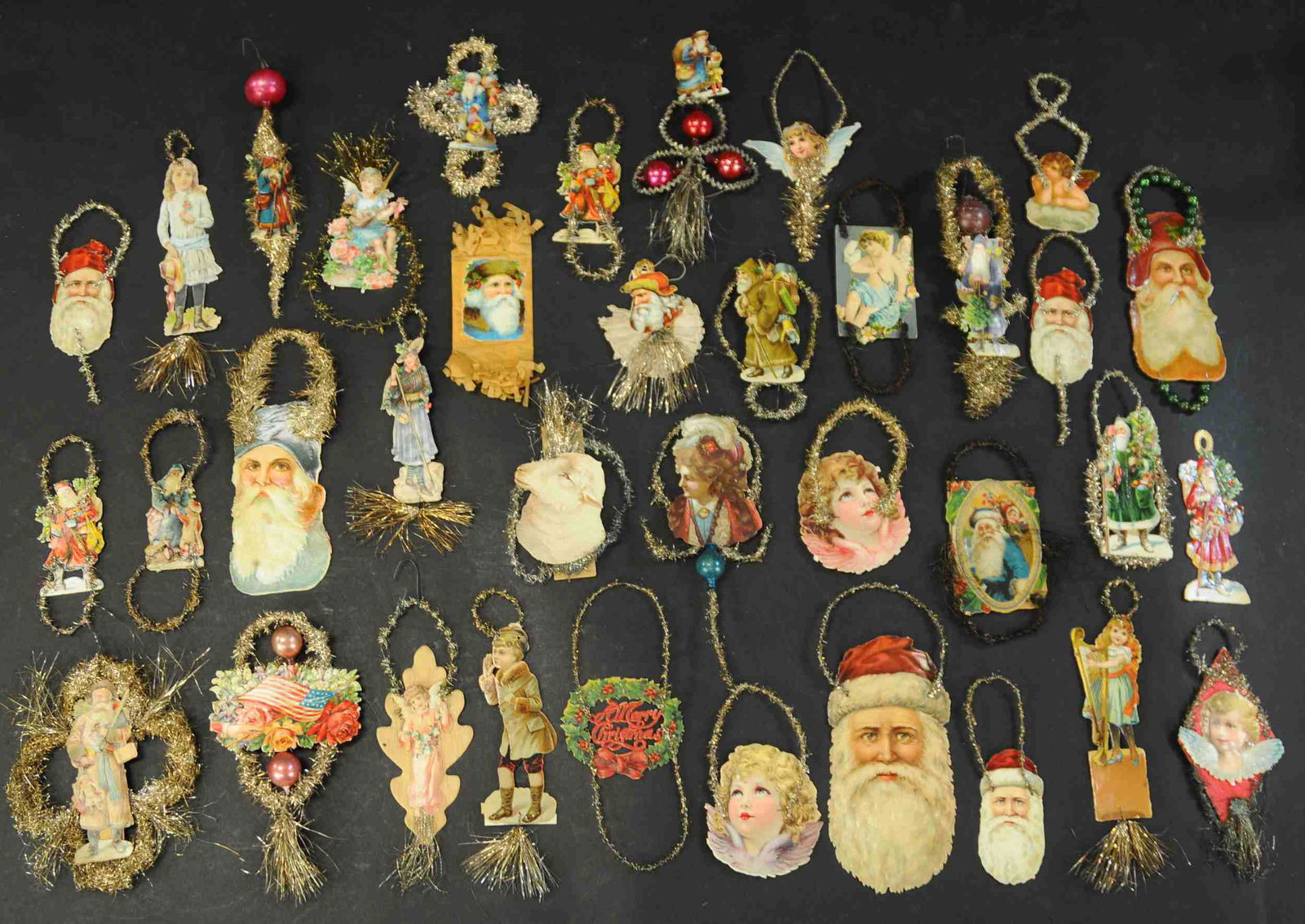 ASSORTMENT OF CHRISTMAS TREE ORNAMENTS (1 of 1)