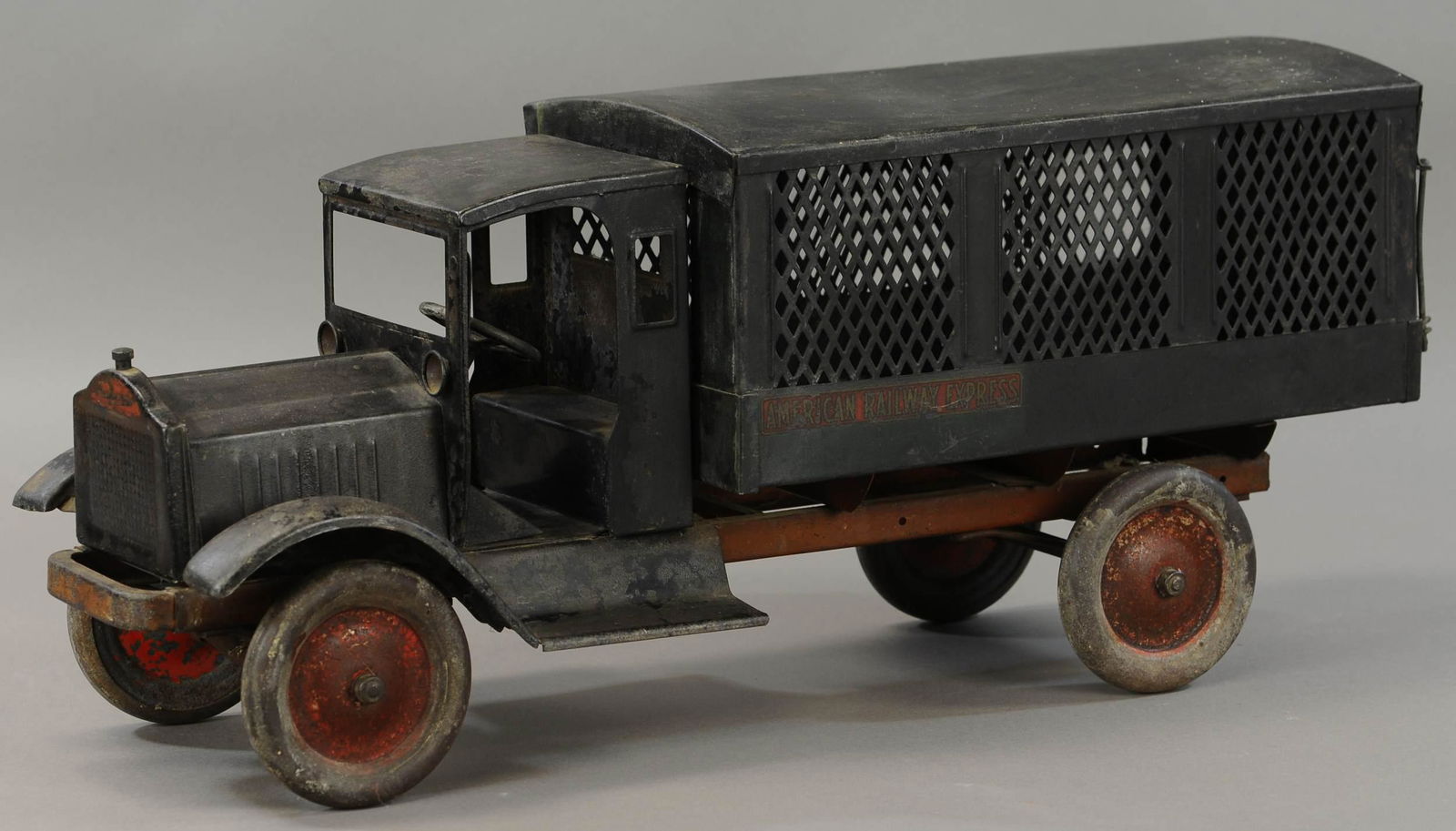 BUDDY L RAILWAY EXPRESS TRUCK Jun 18, 2020 Bertoia Auctions in NJ