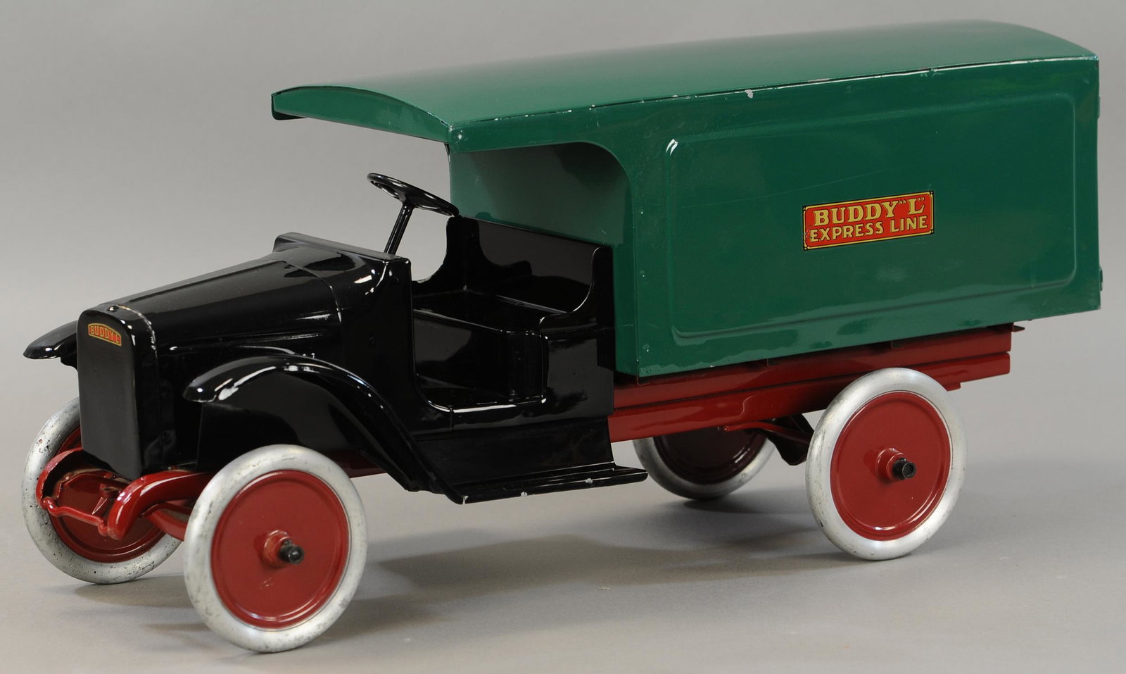 BUDDY L EXPRESS LINE TRUCK: 38. BUDDY L EXPRESS LINE TRUCK | 25" l. | Professionally Restored. | $200 - $400