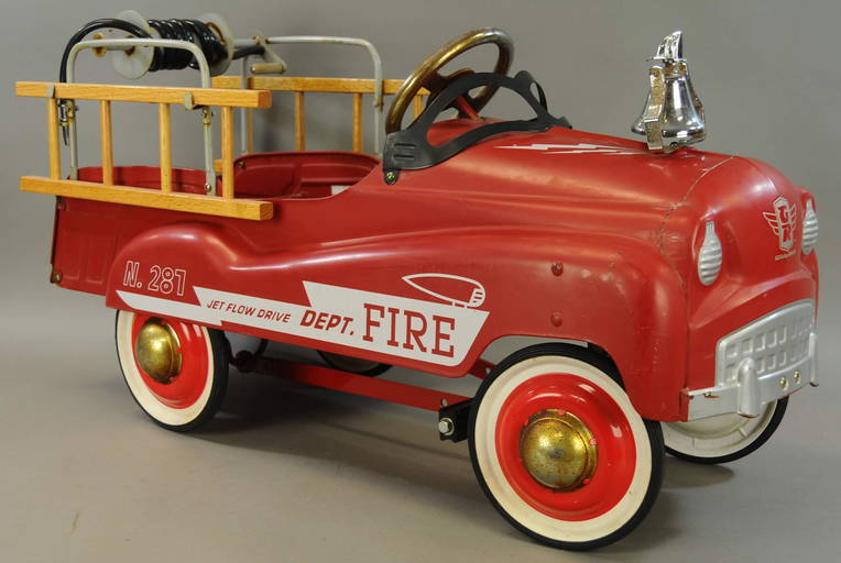 BURNS NOVELTY FIRE PEDAL CAR Jun 18, 2020 Bertoia Auctions in NJ