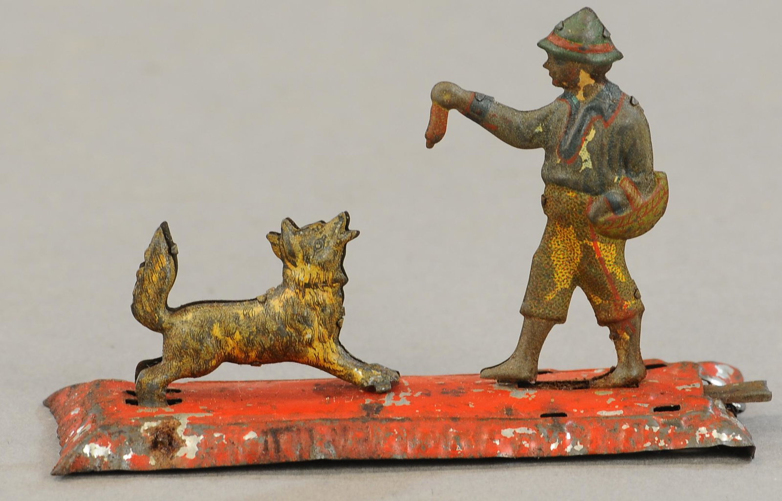 MEIER MAN FEEDING DOG PENNY TOY (1 of 2)