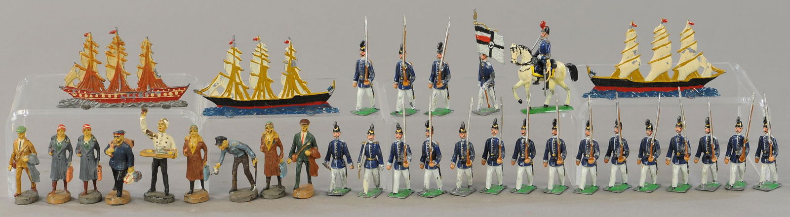 SOLDIER & FIGURE LOT (1 of 3)