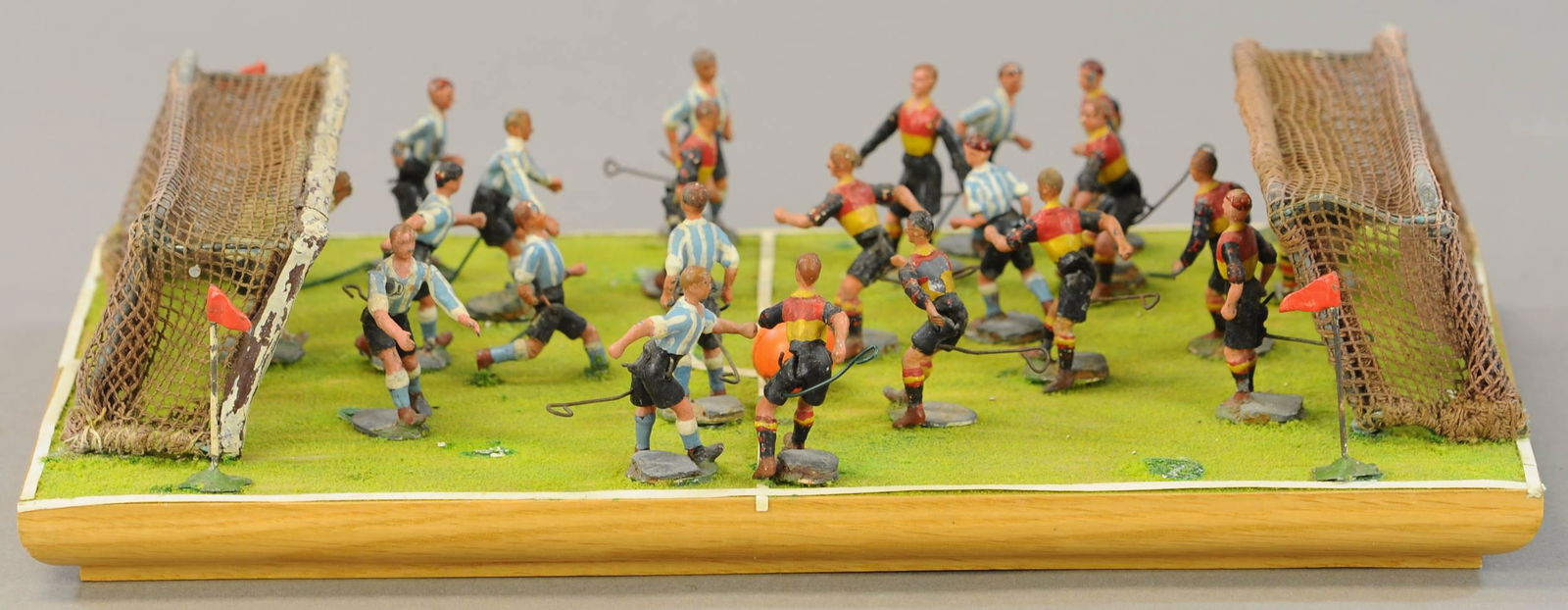 VERY RARE RUSSELL MFG METAL SOCCER GAME C1910 (1 of 3)