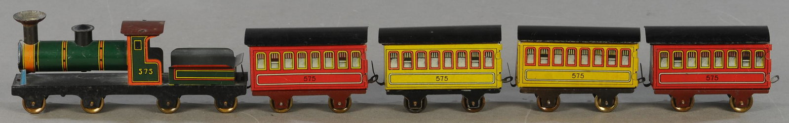 TINPLATE HESS FLOOR TRAIN: 285. TINPLATE HESS FLOOR TRAIN | Loco 6" l. | All Original Condition. | $150 - $300