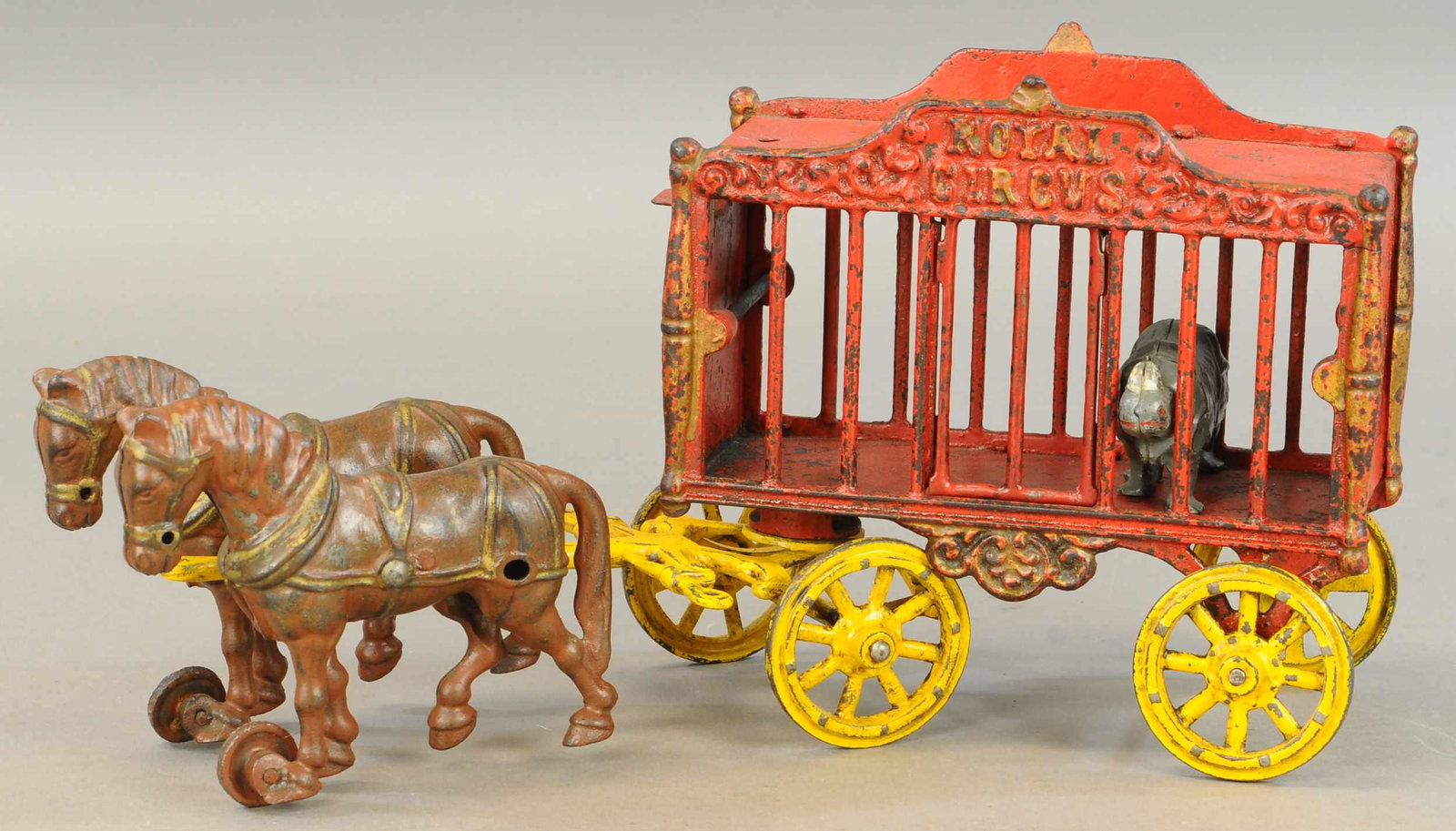 HUBLEY ROYAL CIRCUS CAGE WAGON: 565. HUBLEY ROYAL CIRCUS CAGE WAGON | 10.5x16" l. | Replaced side gate, otherwise in All Original Condition. | $300 - $600
