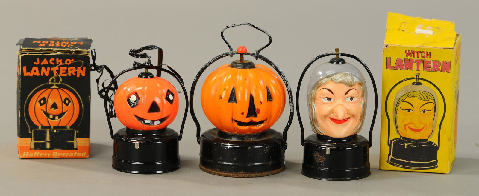 THREE BATTERY OPERATED HALLOWEEN LANTERNS (1 of 2)