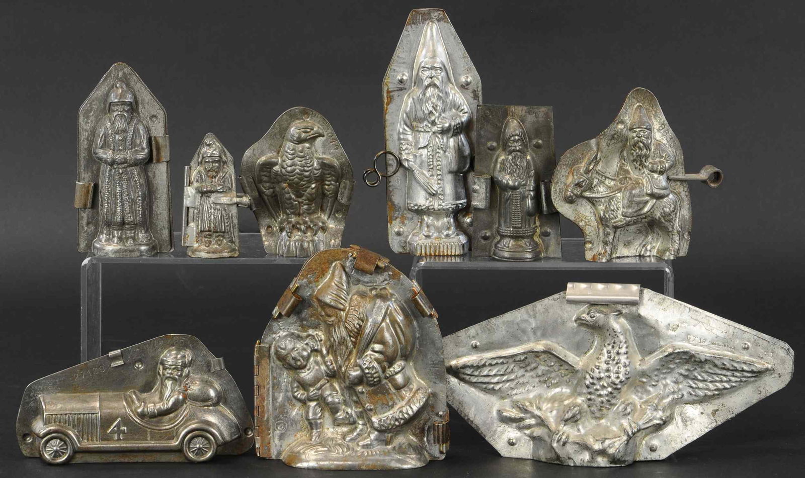 GROUPING OF NINE CHRISTMAS CANDY MOLDS (1 of 2)