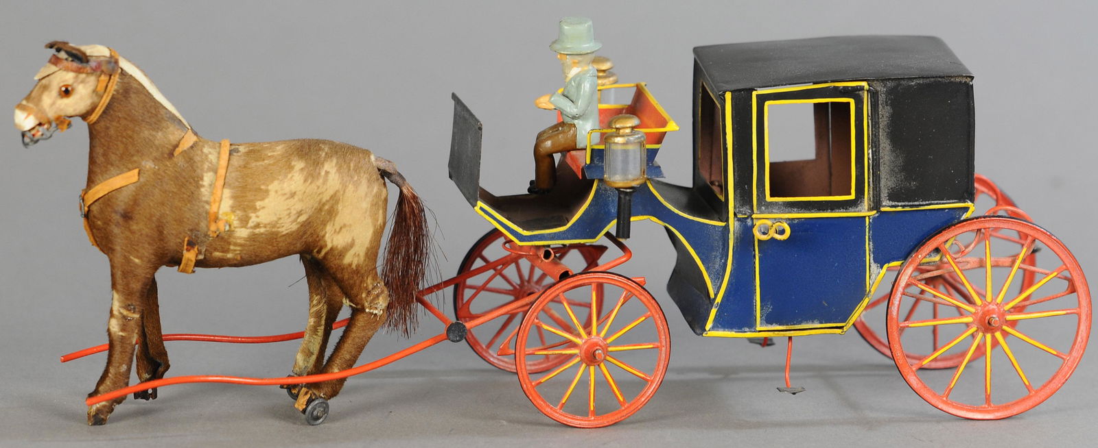 MARKLIN HORSE DRAWN IMPERIAL COACH (1 of 3)