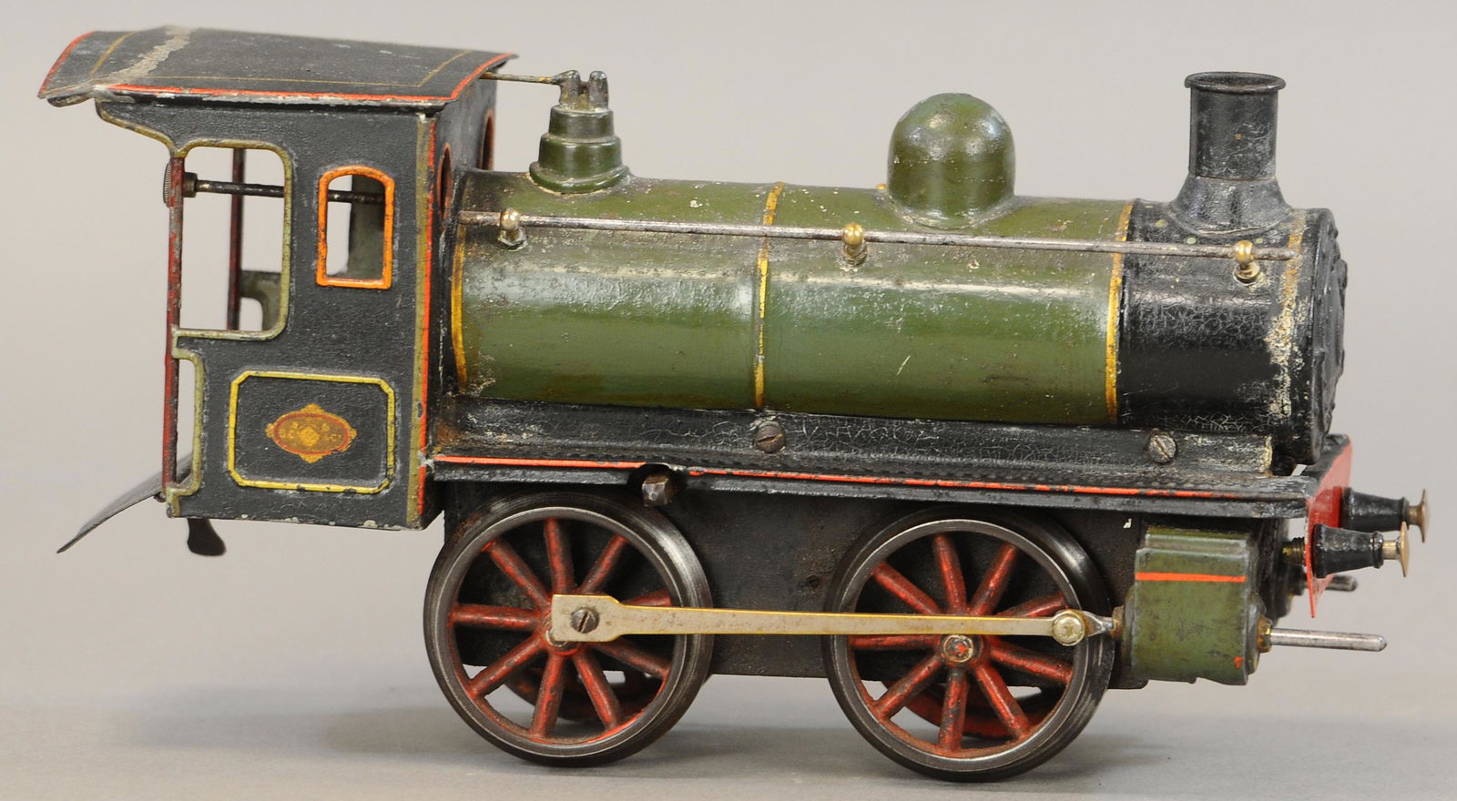 CARETTE GAUGE 2 LOCOMOTIVE (1 of 2)