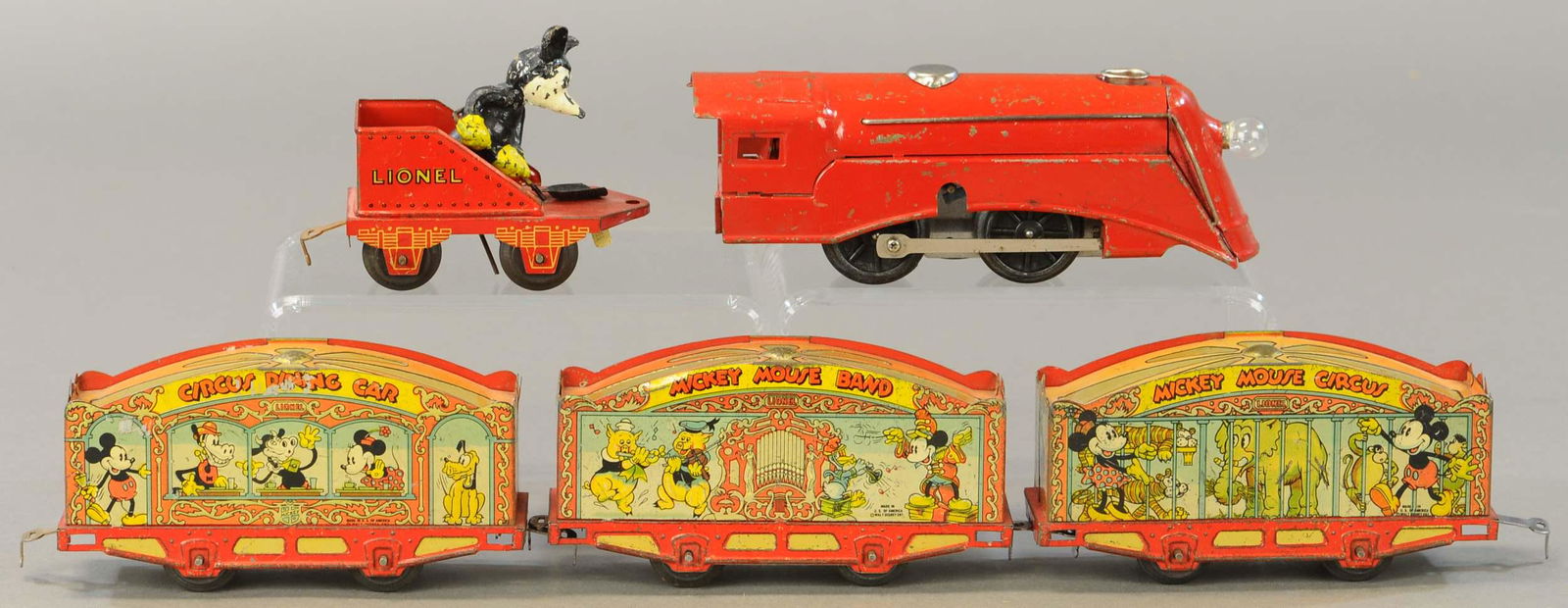 LIONEL LINES MICKEY MOUSE SET (1 of 4)